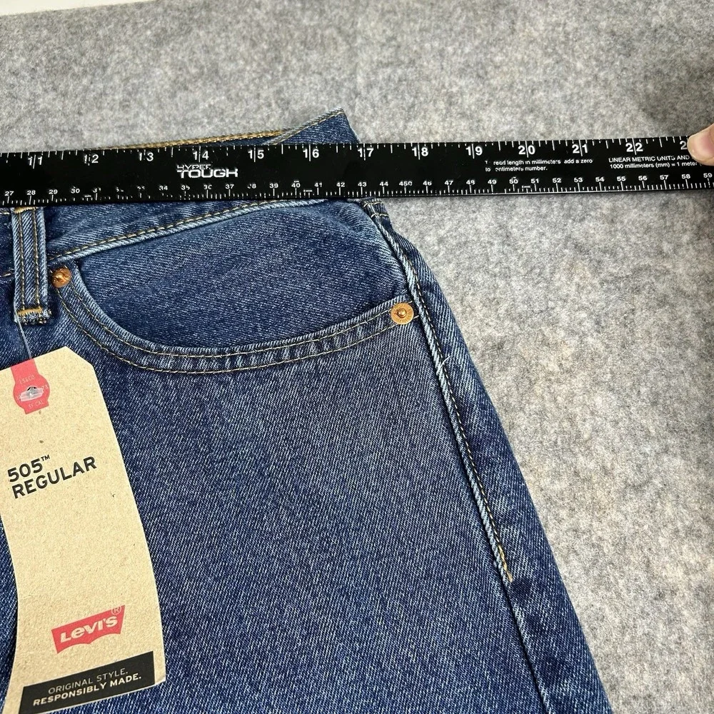 Levi's 505 Regular Men's Jeans 32x32 Light Wash Straight Leg Denim Pants